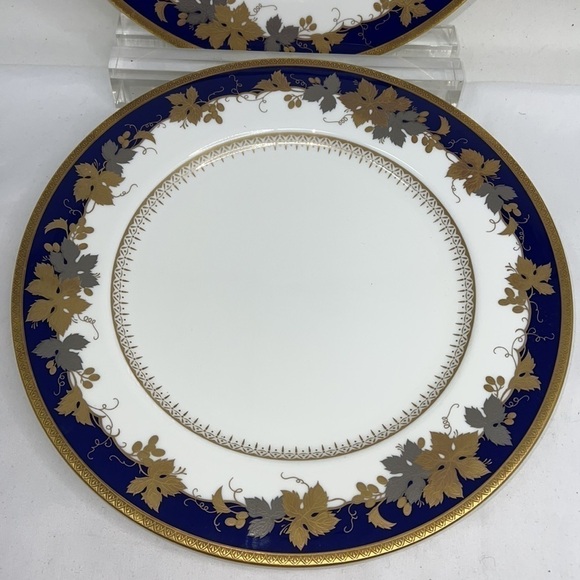 Narumi Oscar de la Renta AF002 Gold Leaf Cobalt Bone China 2 Dinner Plates - Picture 2 of 8